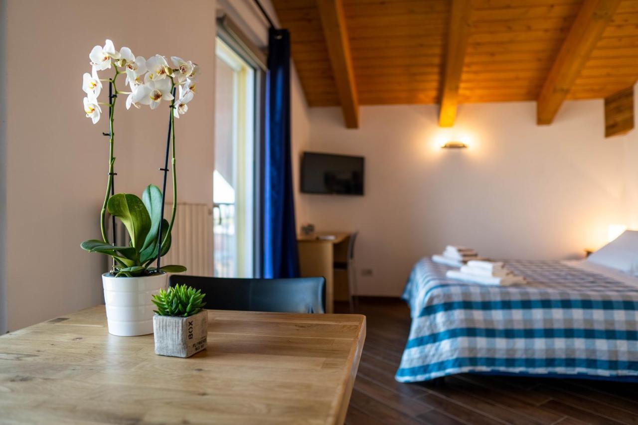 Torrazza Piemonte Residence Le Palme מראה חיצוני תמונה